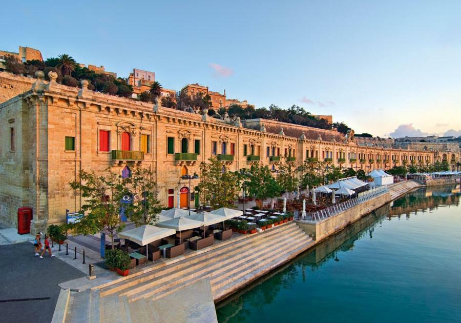 Contemporary, Luxury Apartment With Valletta And Harbour Views Sliema Exterior foto